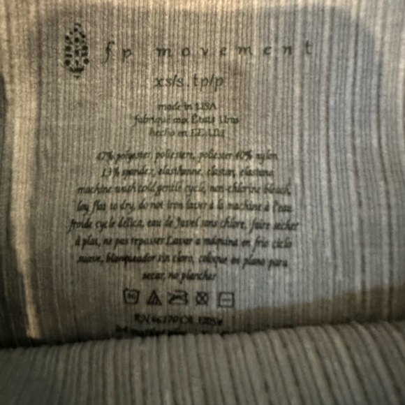 NWOT! FREE PEOPLE x MOVEMENT GOOD KARMA LEGGINGS - Picture 3 of 3